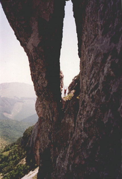 6_Valeria in Retezat, iunie 93.jpg